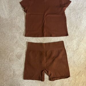 Wild Fable Rust Ribbed Top